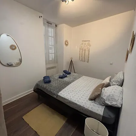 Chaleureux Hyper Centre T3 Ajaccio (Corsica)